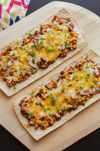 BBQ Chicken Flatbread Pizzas | The Chef Next Door BBQ Chicken Flatbread Pizzas | The Chef Next Door