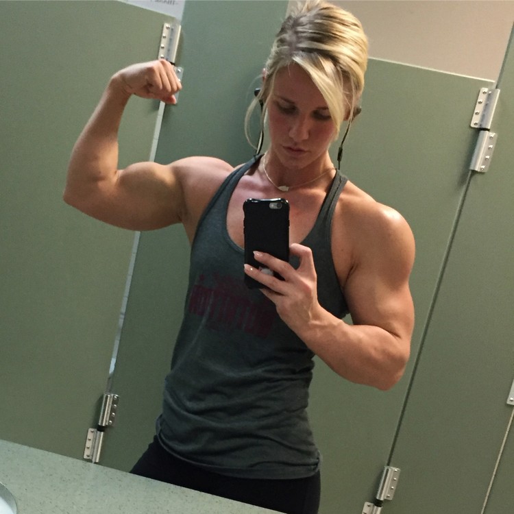 Ashlee Potts NQ NPC Figure Huge muscular female arms Strong Girl Abs