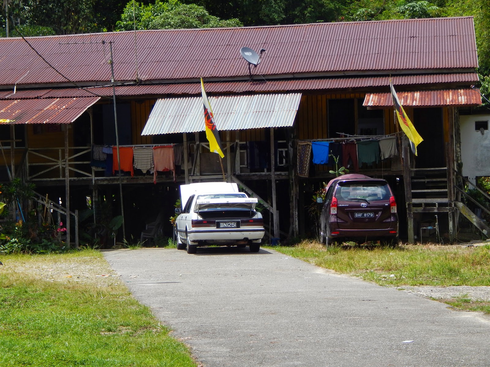 The Amazing place in BRUNEI DARUSSALAM Long House Labi Kuala Belait