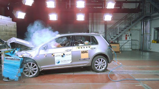 VW Golf brasileiro é 5 estrelas no Latin NCAP protocolo 2016