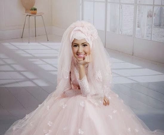 gambar gaun pengantin high low