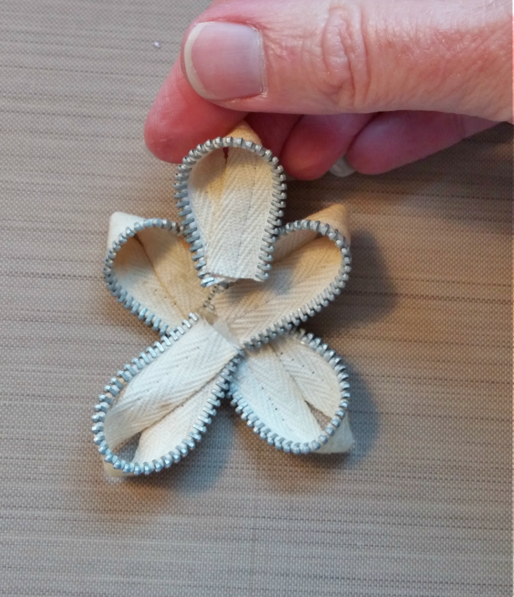 Vintage Zipper Flower Tutorial & Upcycled Shirt Cuff Bracelets