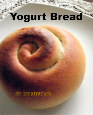 TREAT & TRICK: YOGURT BREAD