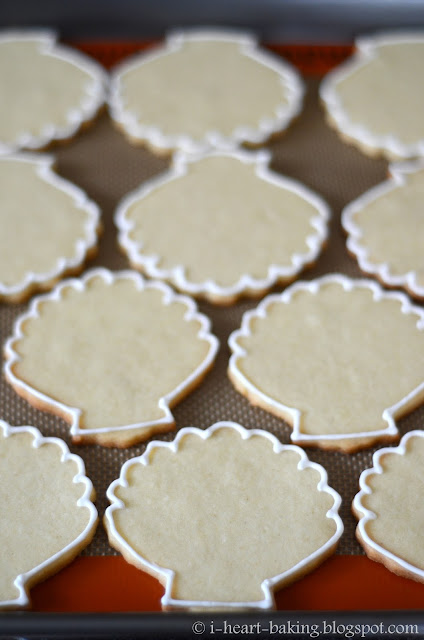 i heart baking!: seashell, starfish, and seahorse cookies