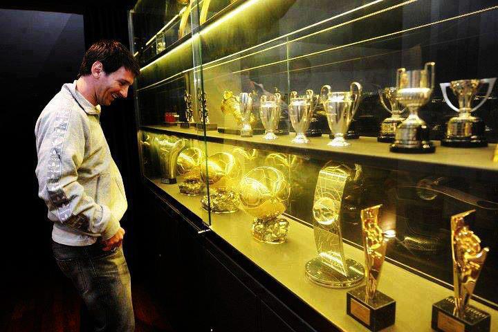 Lionel messi: Lionel Messi Golden boot 2012