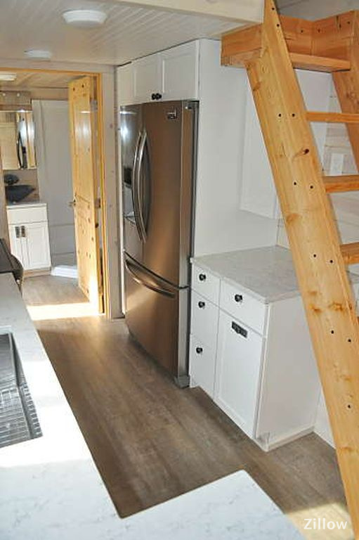 Sandpoint Tiny House (261 Sq Ft) [ TINY HOUSE TOWN ]