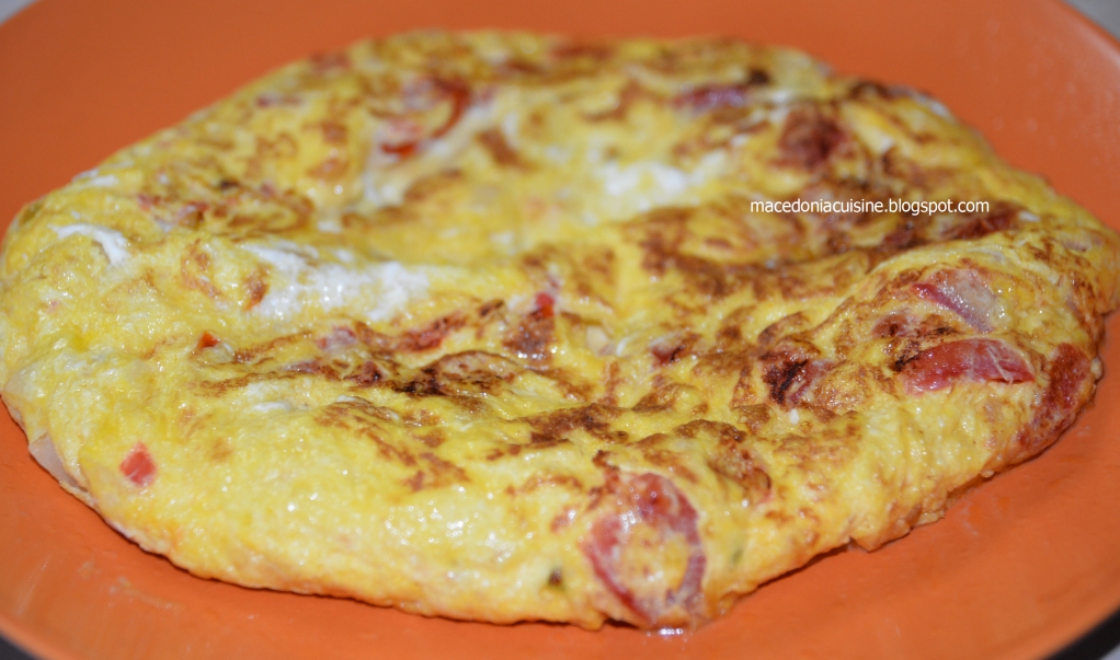 OMELETTE WITH ONIONS AND TOMATOES Macedonian Cuisine