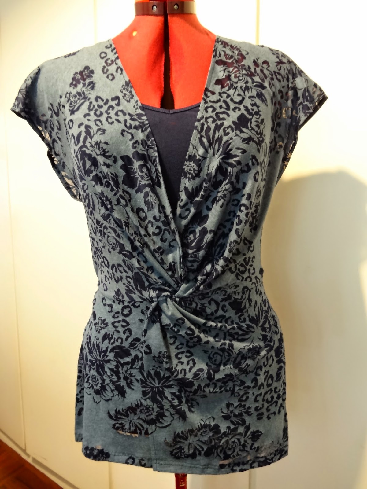 Allison.C Sewing Gallery: Burda Style 05/2013 - 103 twist top