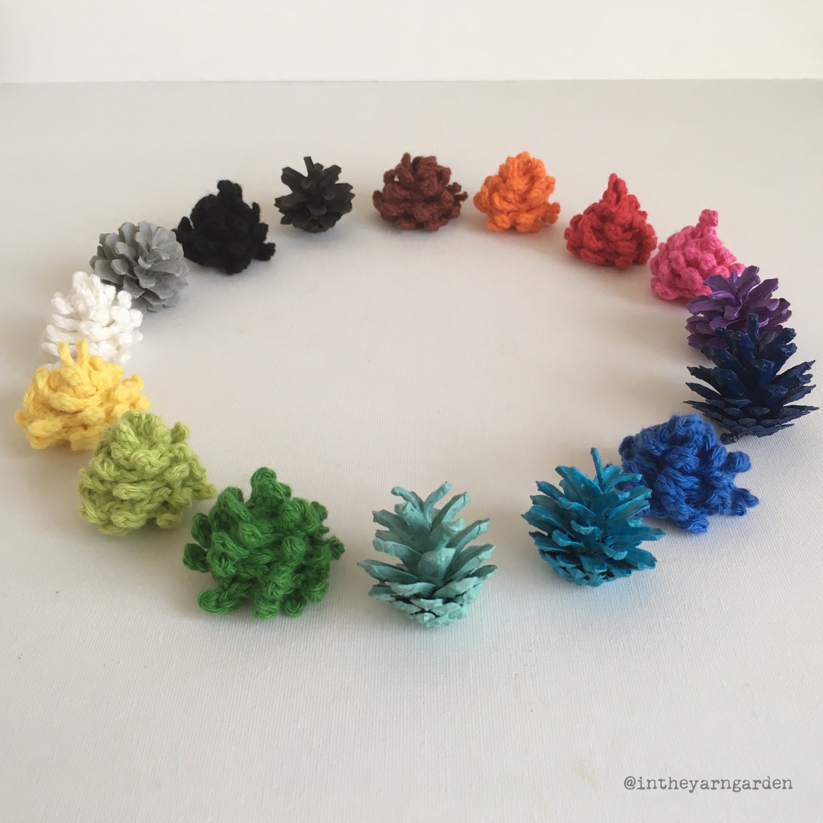 Häkelblog - Täglich neue Anleitungen: Tannenzapfen - Häkelanleitung