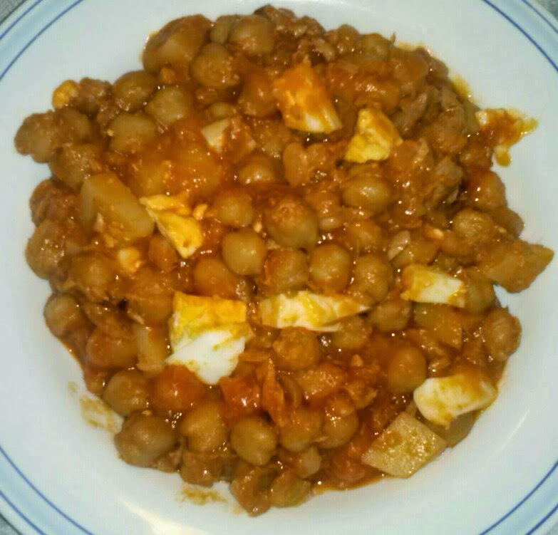 LOS FOGONES DE JUANI GARBANZOS GUISADOS CON TOMATE