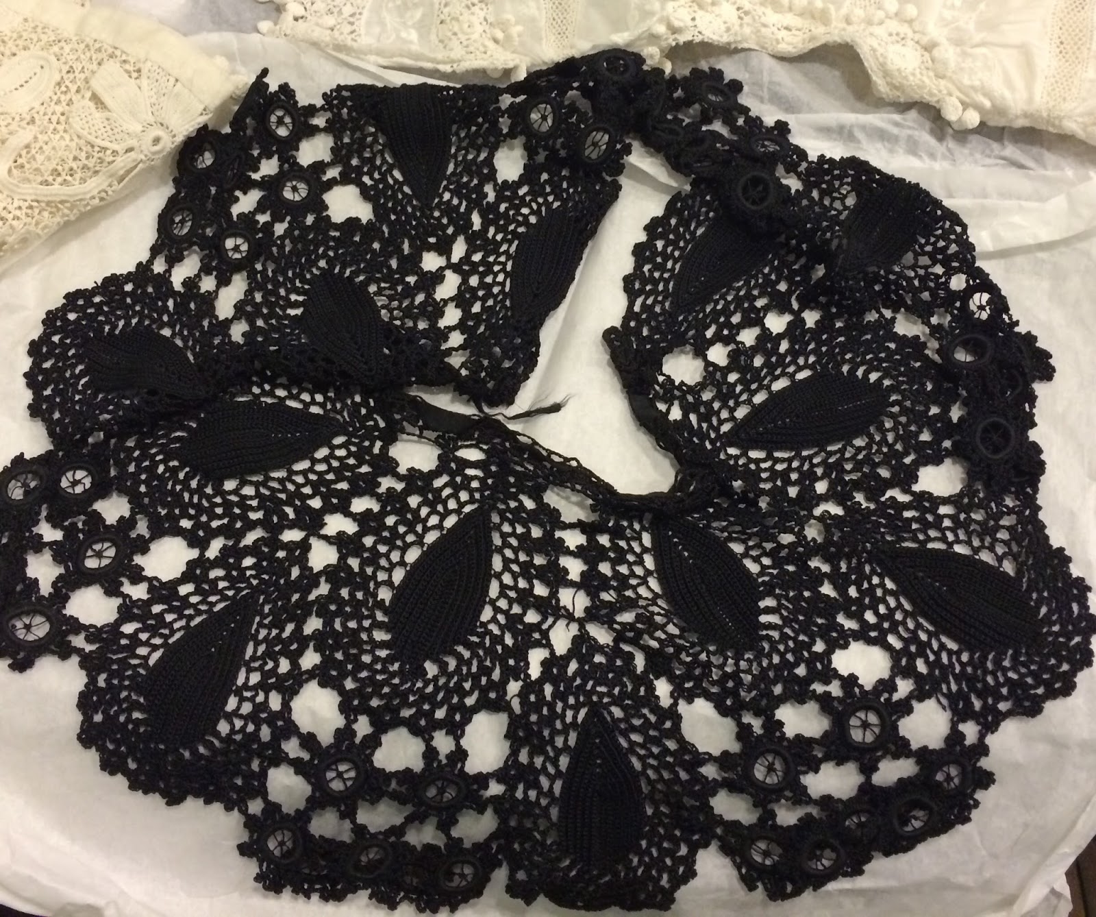 Irish Crochet Rose Lace Collar Pattern for Girls Misses