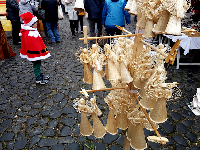 jarmark świąteczny - jarmark bożonarodzeniowy - Śląski Jarmark Bożonarodzeniowy w Görlitz Zgorzelcu - Schlesischer Christkindelmarkt Görlitz -  Śwęta Boże Narodzenie - podróże z dzieckiem
