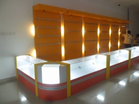 Display Etalase Semarang - Furniture Toko - Custom Furniture Semarang 01