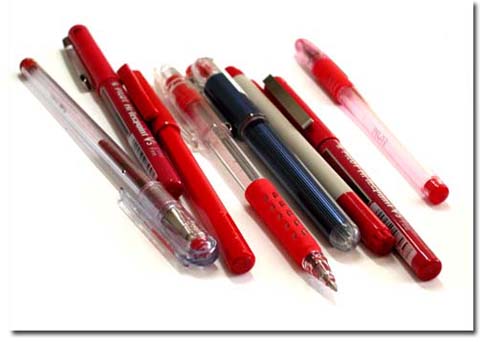 Am the pens red. Boake Pen Red. Is it Red Pen.