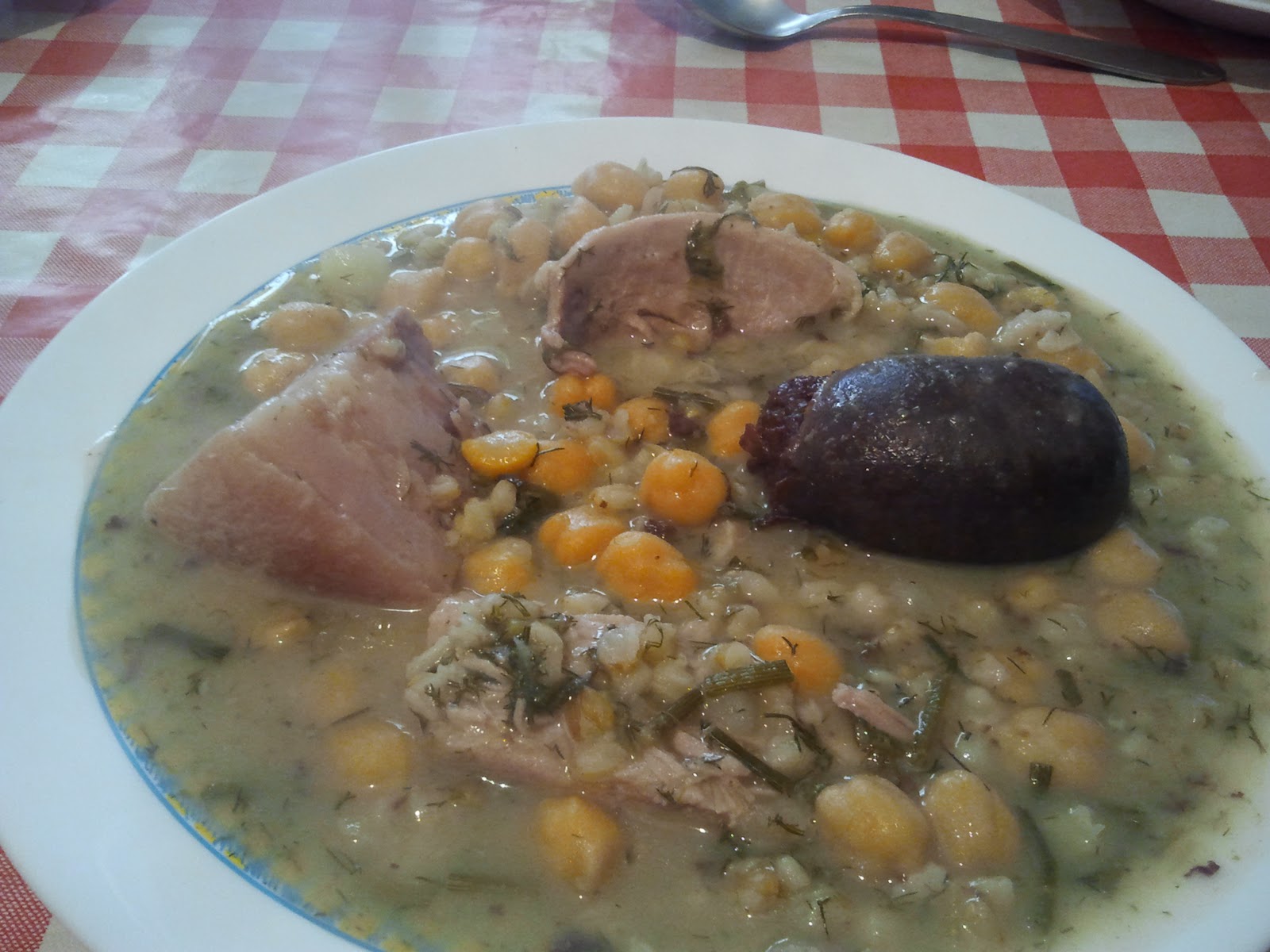 LUNARES DeLuXe: OLLA DE TRIGO!! un domingo en "eL Cortijo del abuelo KUCO"