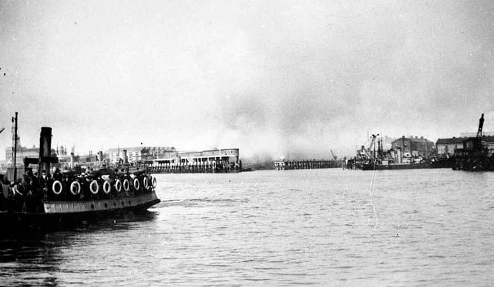 Air Raid on Portsmouth 1940
