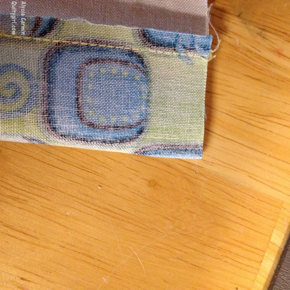 Alycia Quilts Quiltygirl The Chimney Sweep Album Block Tutorial