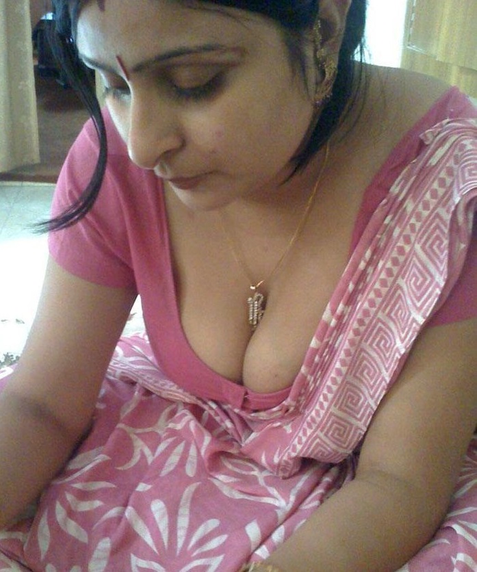 Andhra Auntys Real Telugu Aunty Boobs