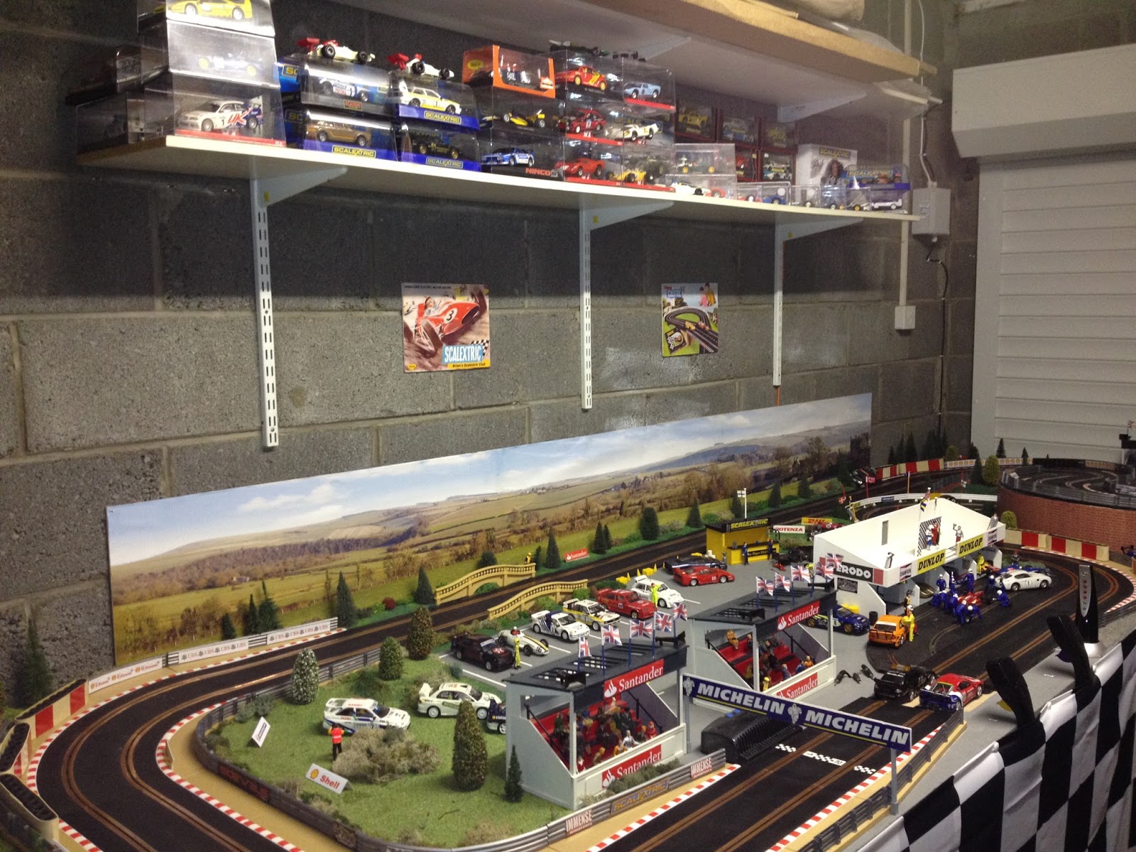 scalextric garage