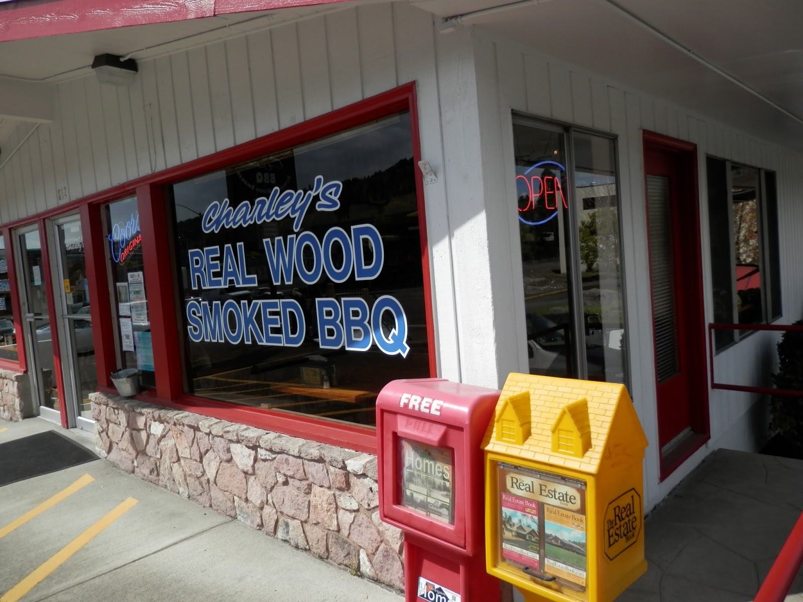 Breakfast Bro Charlie's BarBQ of Roseburg, Oregon
