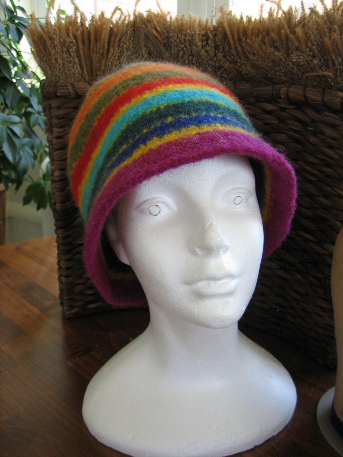 pseko-designs-felting-wool-hats