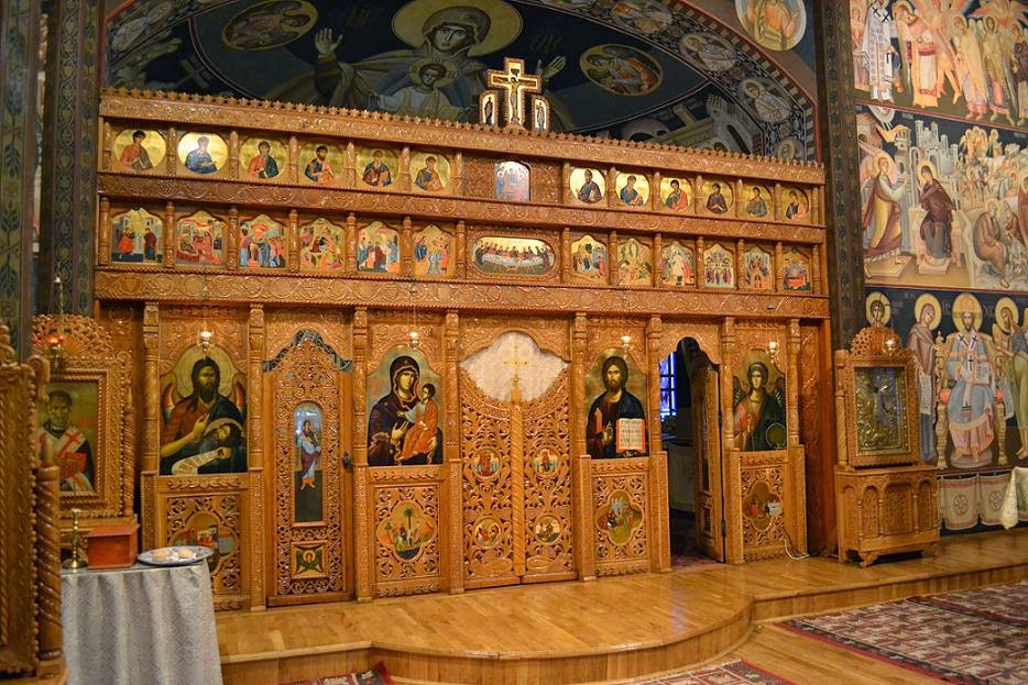 Annunciation Church - iconostasis