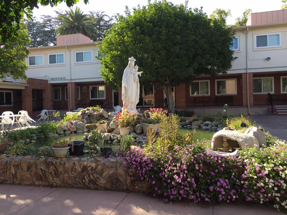 Sacred Heart Retreat House vrogue.co