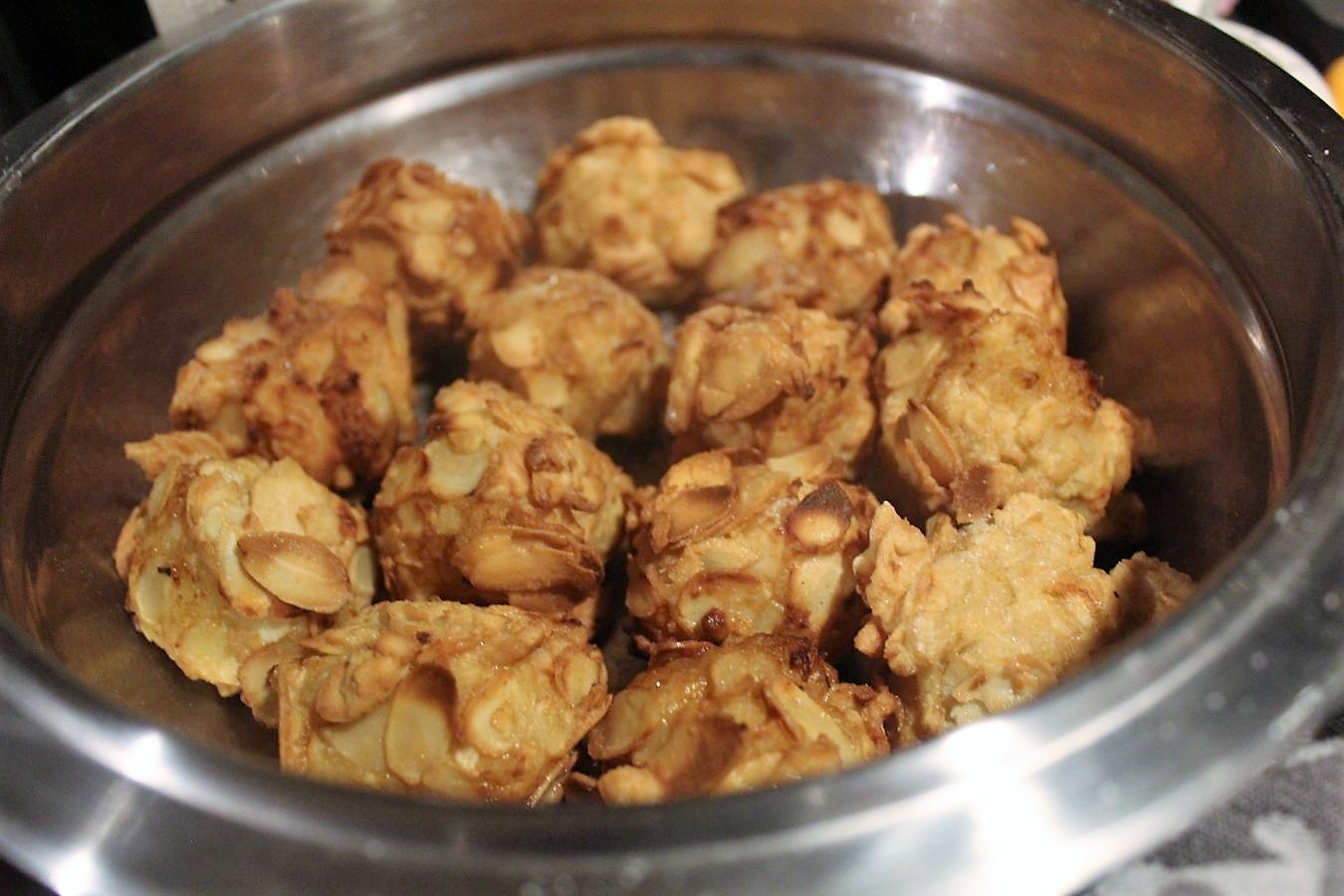 Kartoffelbälle mit Mandelblättern – glatzkoch.de