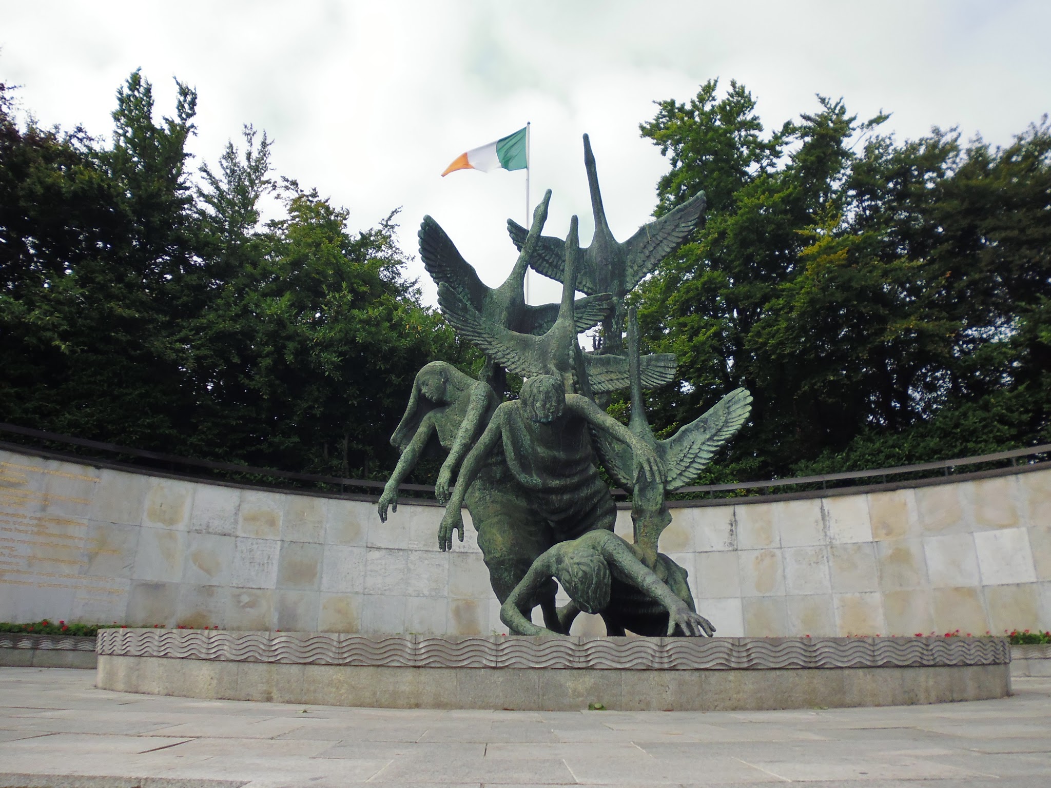 Children of Lir en Garden of Remembrance (Dublín) (@mibaulviajero)