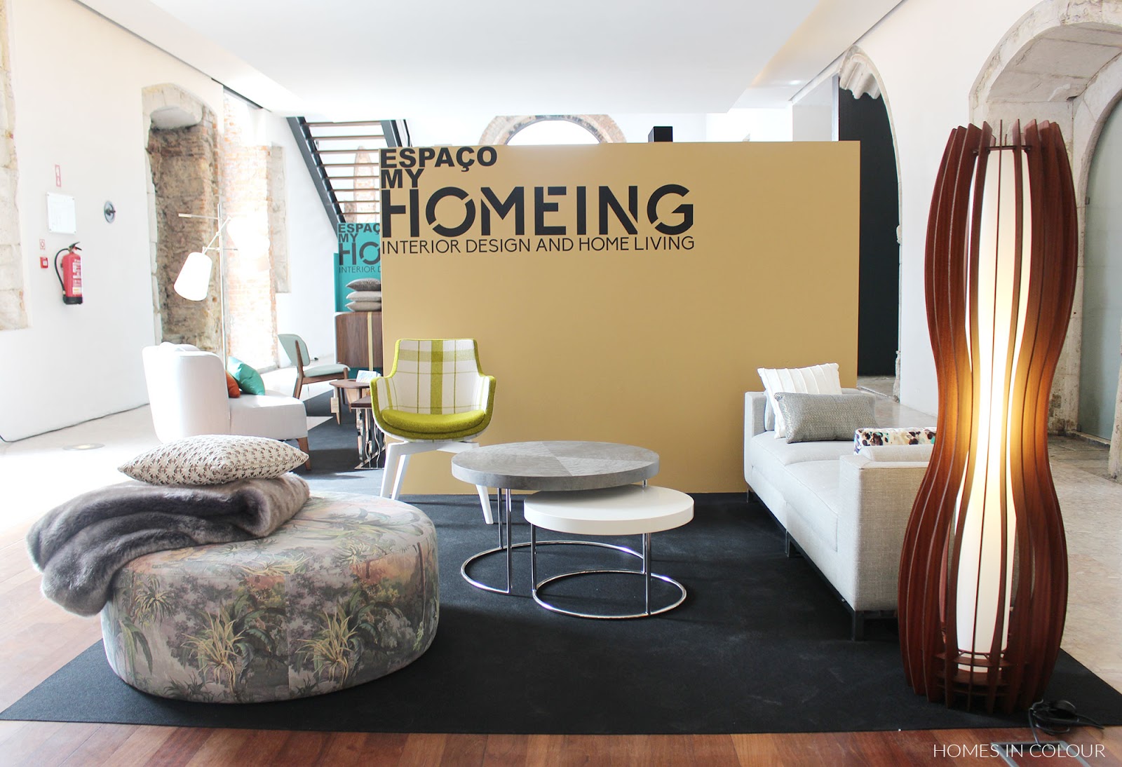 Homeing / Interior Design and Home Living - Homes in Colour