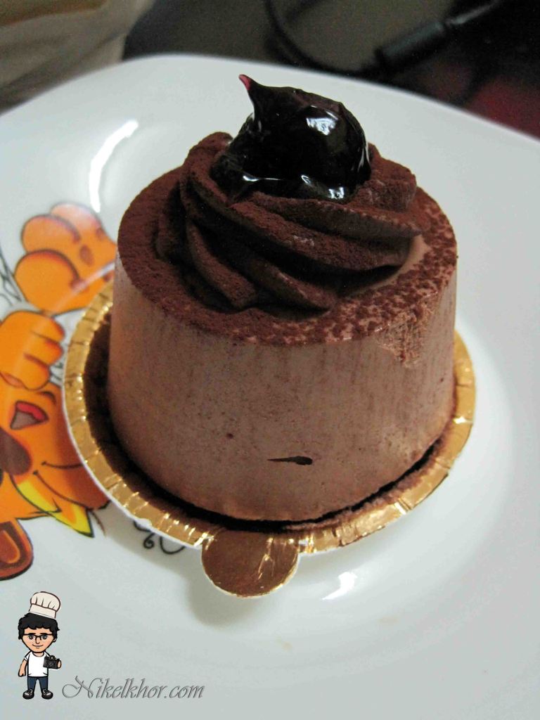 热带地盘 趴趴走，吃吃乐 Verbena Cake & Bread Shop Bandar Putra, Johor