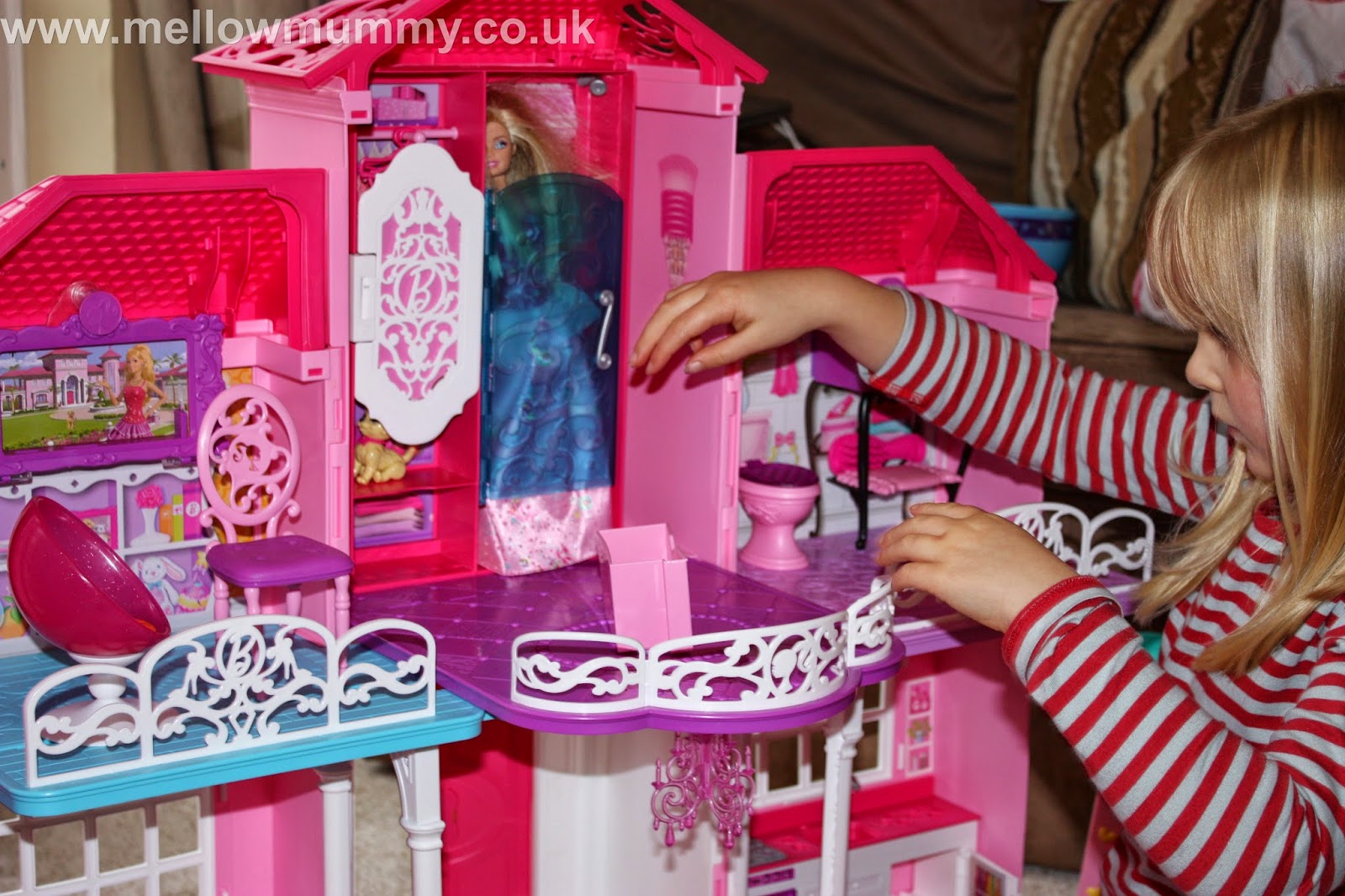 Uovertruffen hvid Sanktion Mellow Mummy: Barbie Malibu House Review