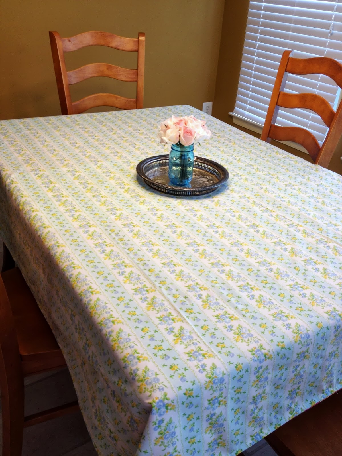 Quilted Cupcake Easy Reversible Tablecloth with Dena Designs Fabrics