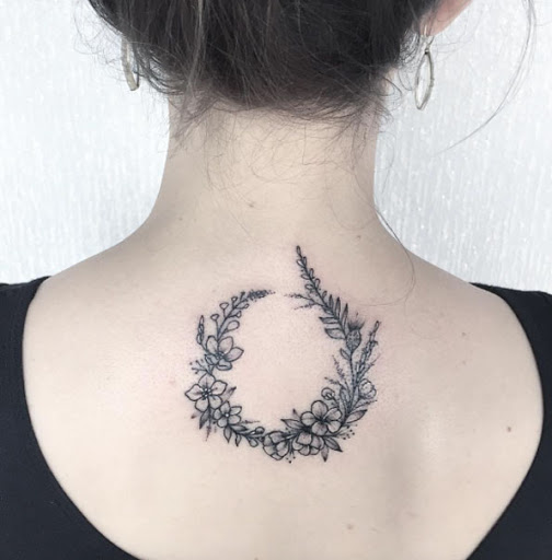 Esta coroa de flores