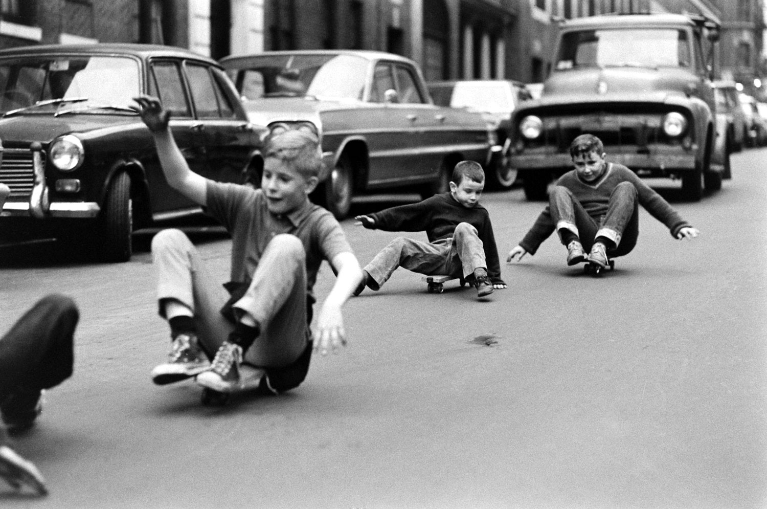 Развлечение 90. Скейтбординг в 60х. Советское детство. Дети 80-х. Советские дети на улице.