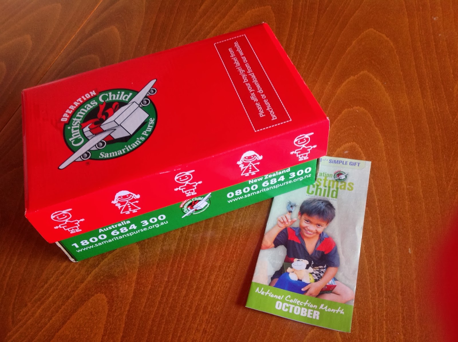 Scraphaven Samaritan Purse Shoe box time
