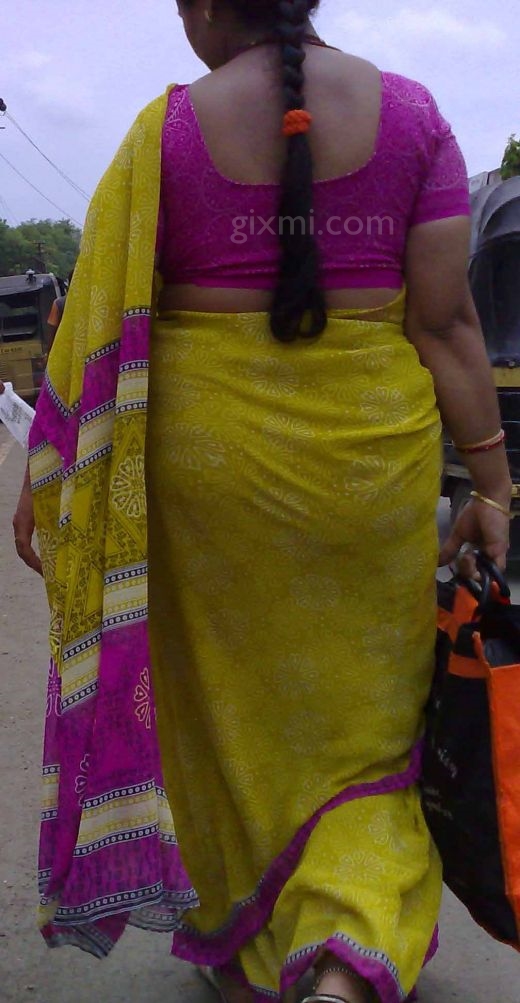 Blouse Back Photos Of Indian Hot Aunties - Bollywood Actress Photos