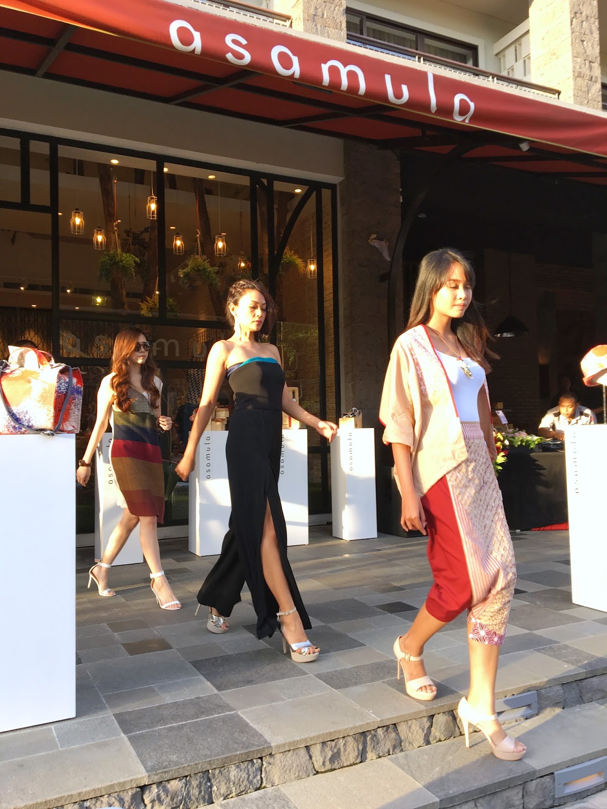 ASAMULA BALI Grand  Opening  Fashion  Show  Heels and Beyond