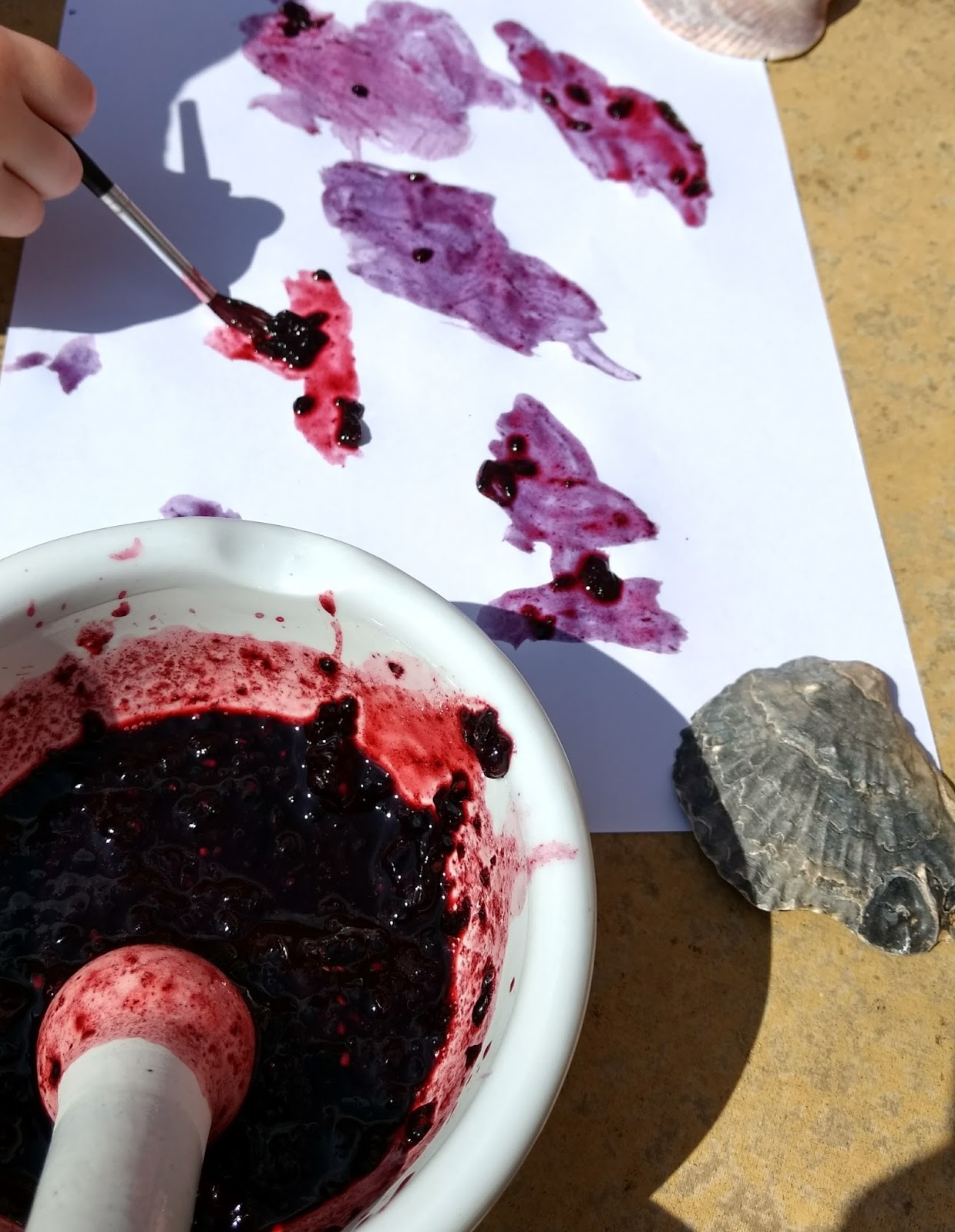 Crafting with Suzanne (& Jessica) Blackberry Painting