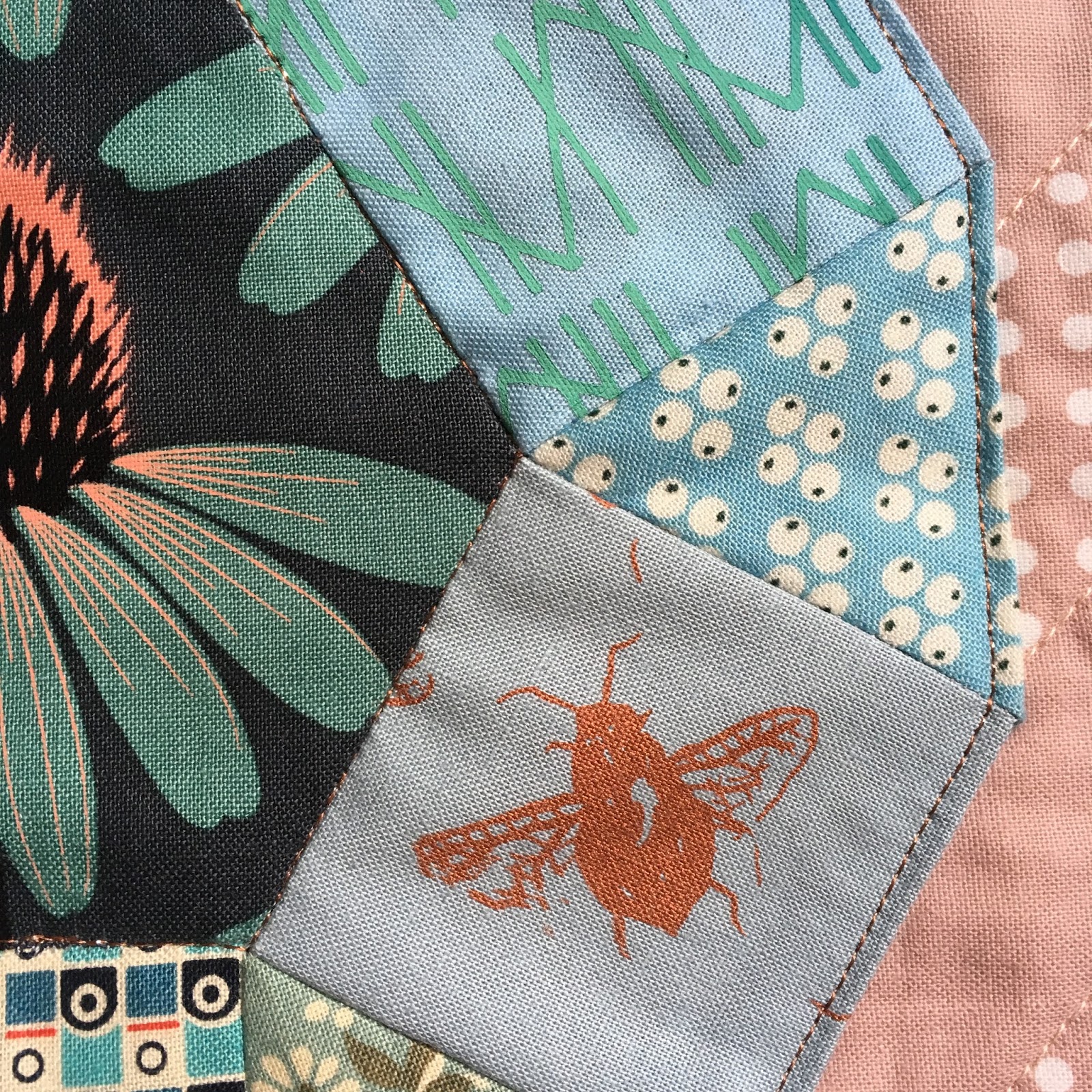 Fussy Cutters Club We Are All Connected mini quilt / CHARM ABOUT YOU