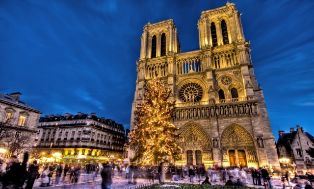 Mercatini di Natale a Parigi - Notre Dame - Poracci In Viaggio mercatini-di-natale-parigi-notre-dame-poracci-in-viaggio