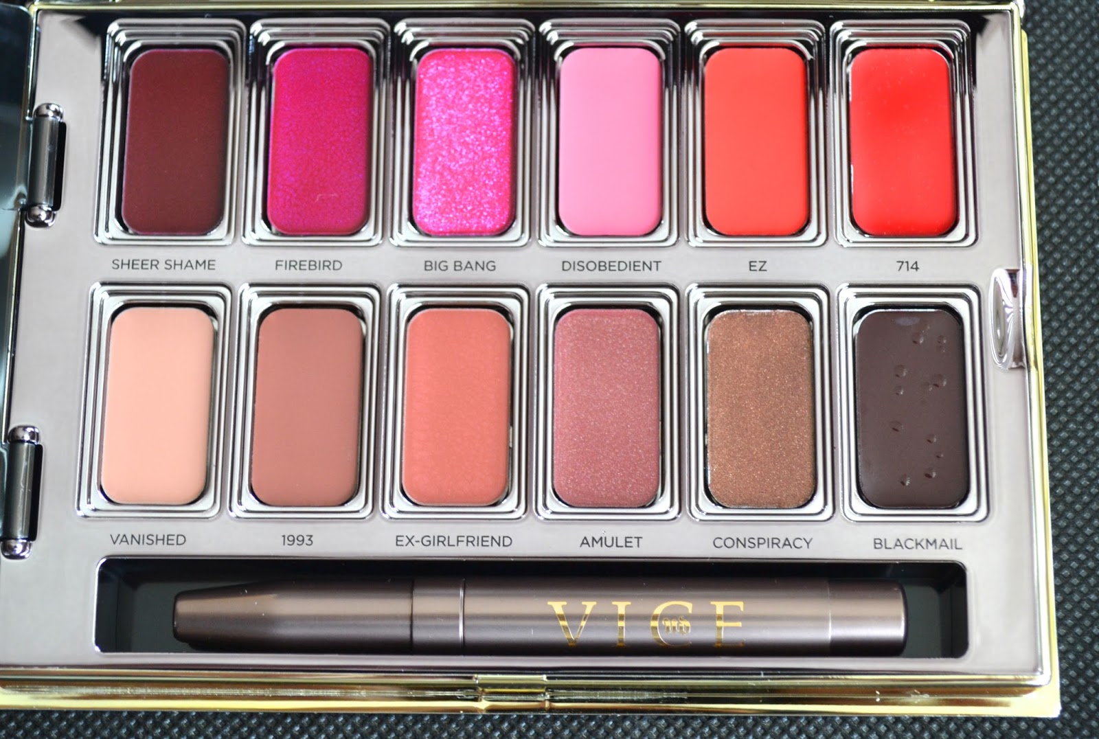 Aquaheart Urban Decay Blackmail Vice Lipstick Palette Swatches and