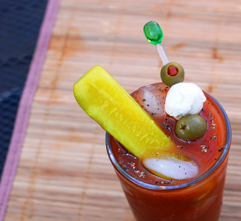 Cooking With Wine (In A FishbowlSized Glass) Brunch! Eggs Benedict