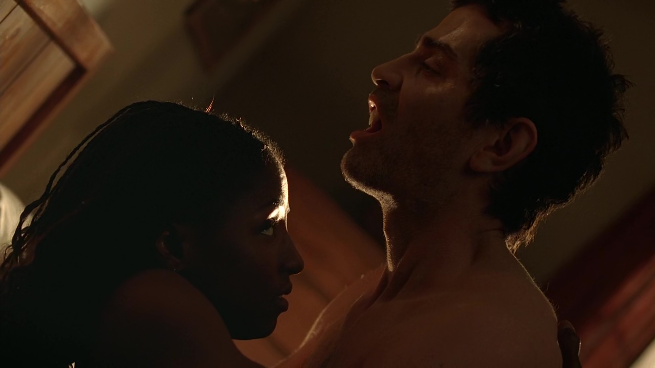 James Frain nude in True Blood 3-03 "It Hurts Me Too" 