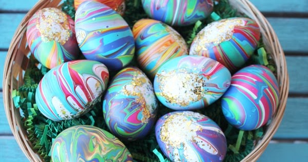 How to Paint Marbled Easter Eggs