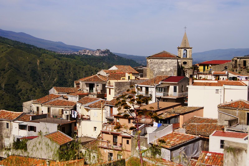 Livet på Citronodlingen Motta Camastra