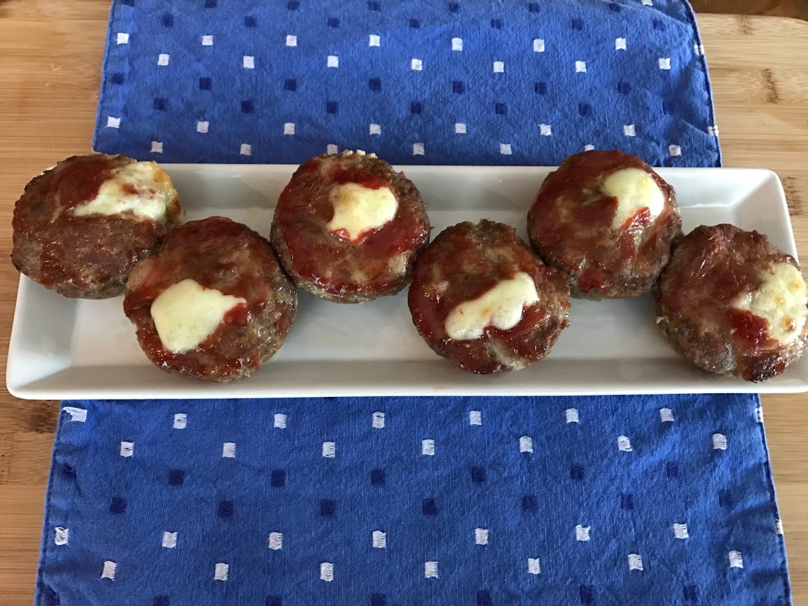 Mini Meatloaves with Curd Cheese Surprise!