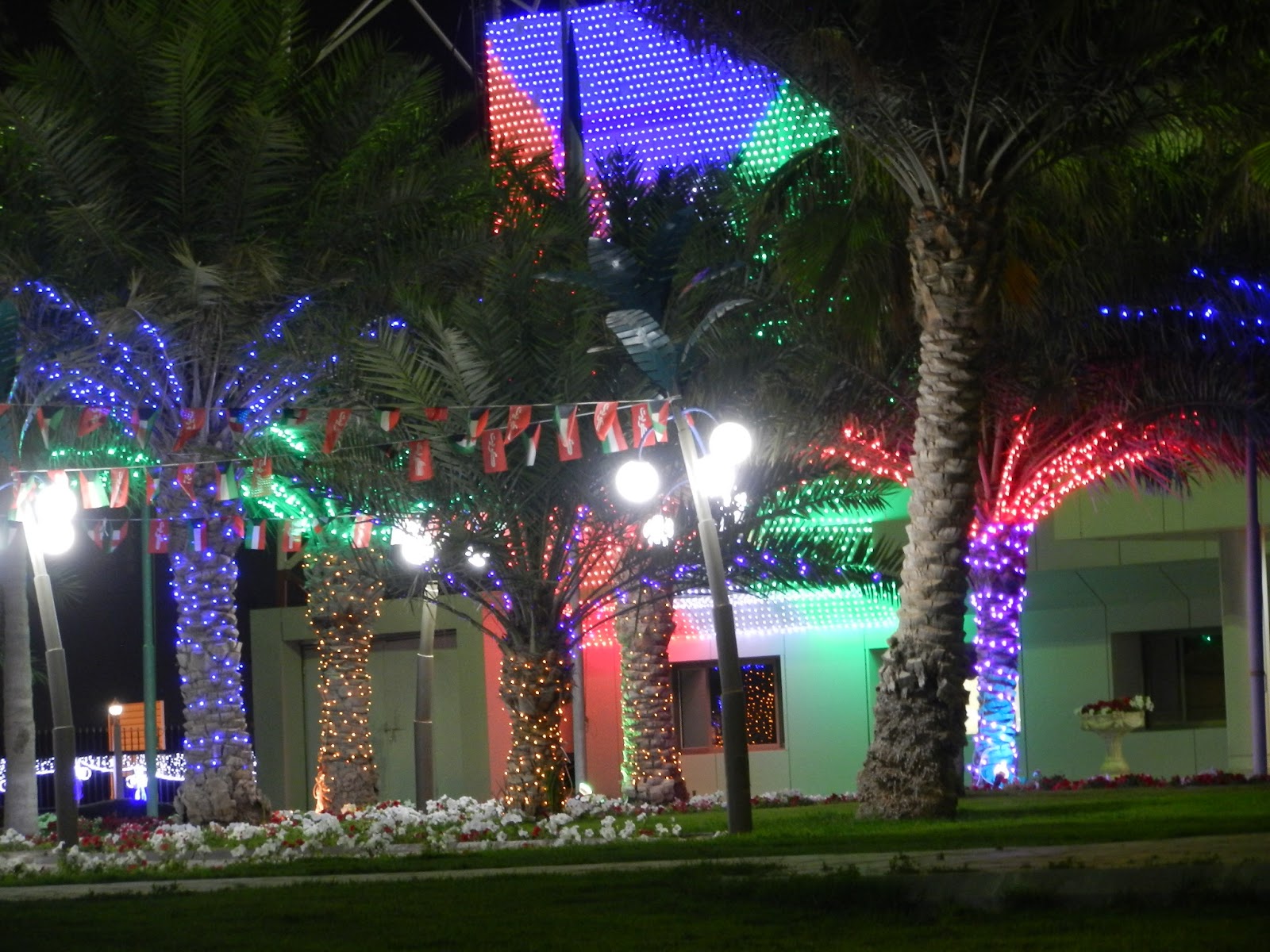 Kuweight 64 AHMADI LIGHTS TURNS MAGICAL FOR KUWAIT NATIONAL AND