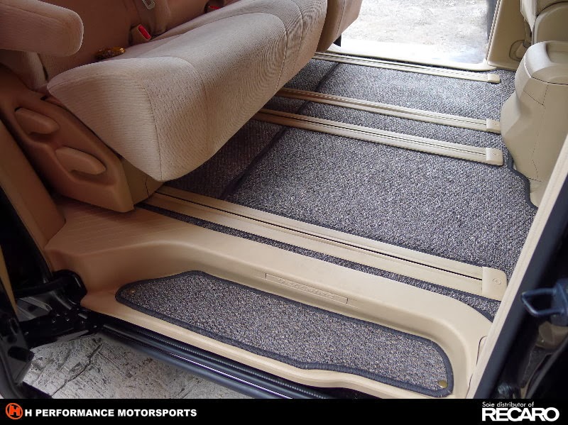 Premium Car Floor Mat Toyota Vellfire HS MIXED Carpet Mat