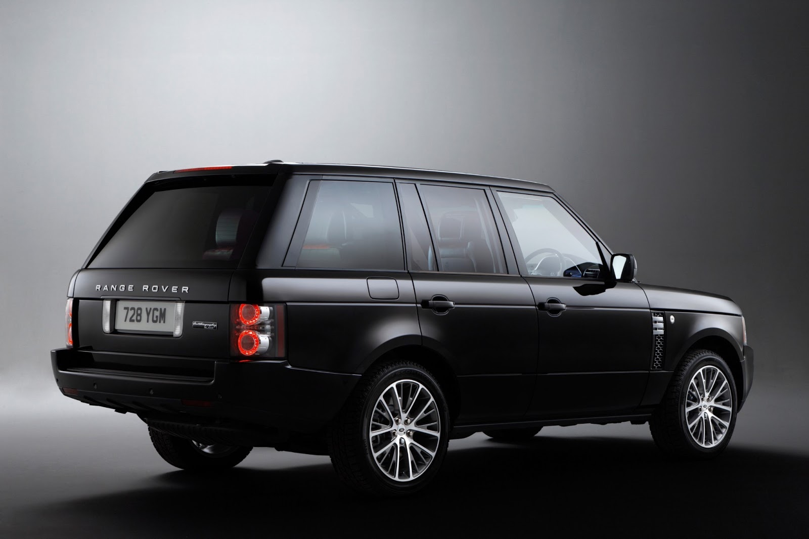 Cars GTO: 2011 Range Rover Autobiography Black 40th Anniversary Limited ...